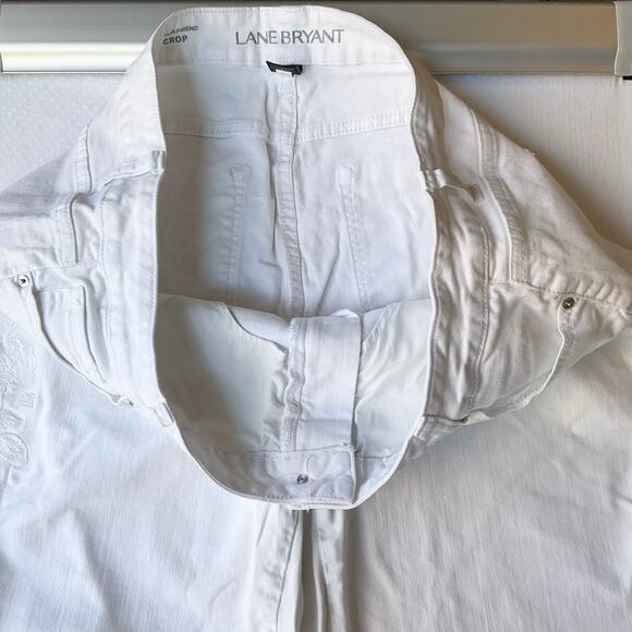 Lane Bryant Women Girlfriend Crop Denim Jeans size 20, White, Floral Embroidered - Picture 10 of 12